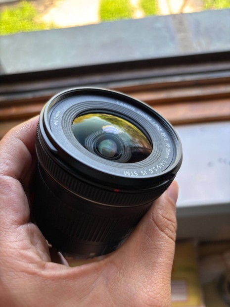 Canon EF-S 10-18mm f/4.5-5.6 Is STM objektív