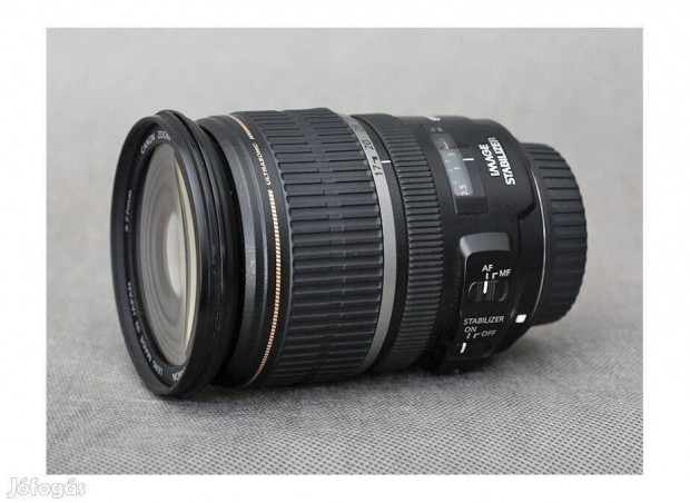 Canon EF-S 17-55mm