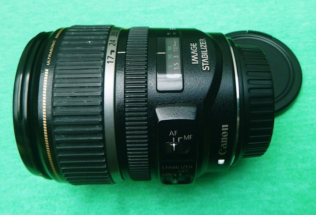 Canon EF-S 17-85mm Is USM, F4-5.6, objektv s tartozkok, hibval
