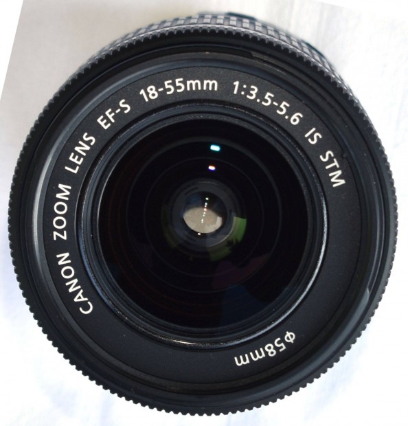 Canon EF-S 18-55 Is STM ( 18-55mm )