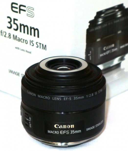 Canon EF-S 35 mm 2.8 Is STM macro, dobozban ( 35mm )
