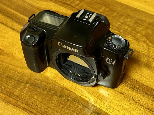 Canon EOS 1000F