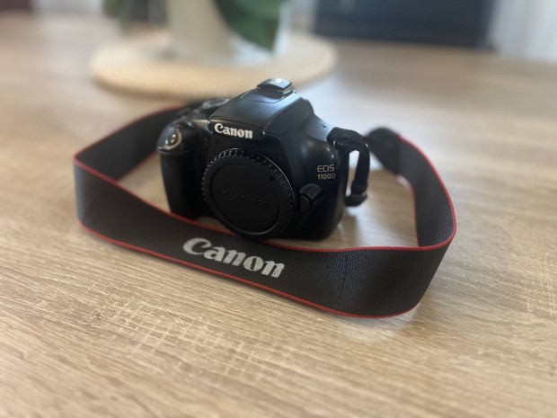 Canon EOS 1100D digitális fényképezőgép