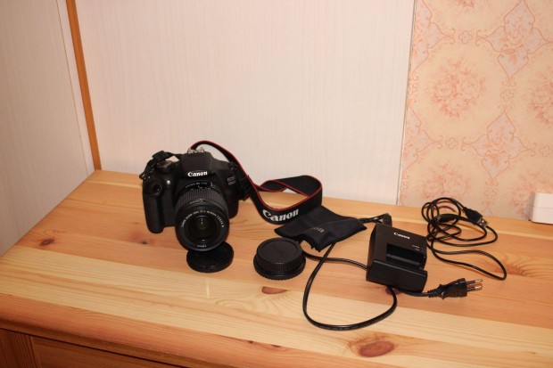Canon EOS 1200D 6600 expo, 18 55 obi, Foxpost egyeztetés után!