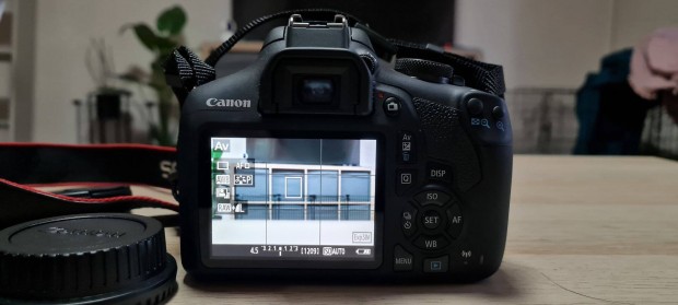 Canon EOS 2000D Kit + Bilora Action Line Standard II