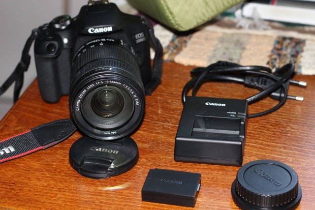 Canon EOS 2000D, 820 expo +18-135mm STM obi Szállítás egyeztetés után!