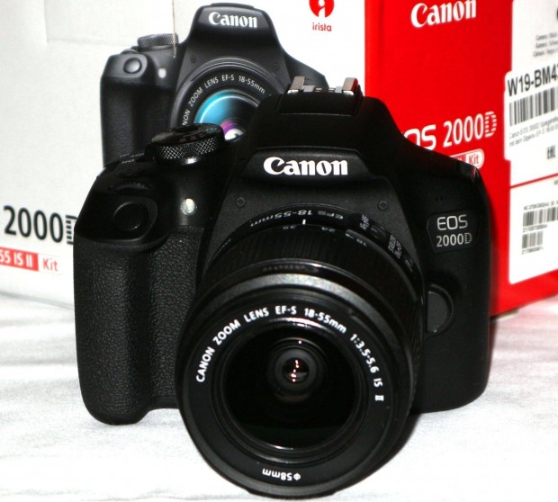 Canon EOS 2000D gyri dobozban