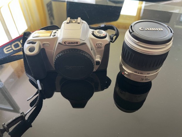 Canon EOS 300 váz + Canon 28-90 obejktív, analóg szett