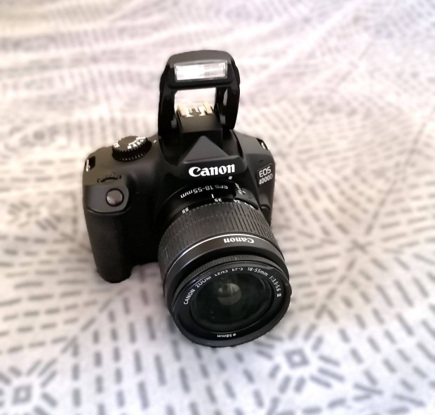 Canon EOS 4000D + EF-S 18-55mm fényképezőgép