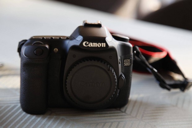 Canon EOS 50D DSLR, tkrreflexes fnyfkezgp vz, kitn llapot