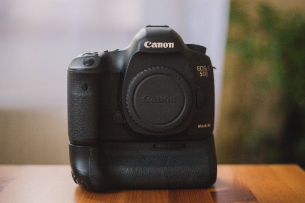 Canon EOS 5D MARK III (13 ezer expo)