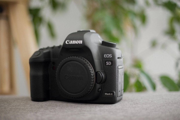 Canon EOS 5D MARK II (27 ezer expo)