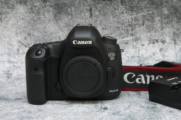 Canon EOS 5D Mark III - 12e expval