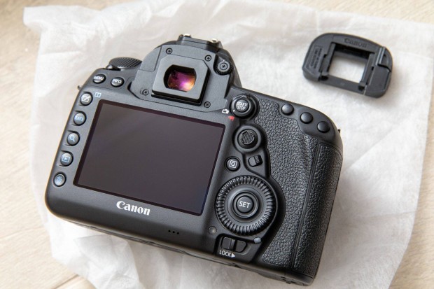 Canon EOS 5D Mark IV + Canon EF 24-70 f2.8 L USM