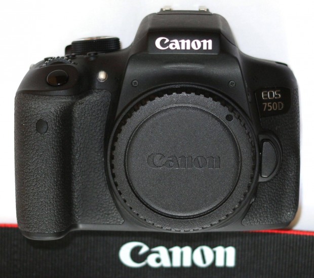 Canon EOS 750D expszm: 14 ezer
