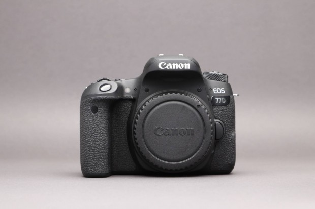 Canon EOS 77D vz 18041 exp / Fnyrtk