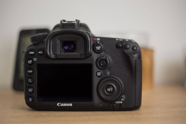 Canon EOS 7D MARK II (12 ezer expo)