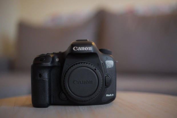 Canon EOS 7D MARK II (14 ezer expo)