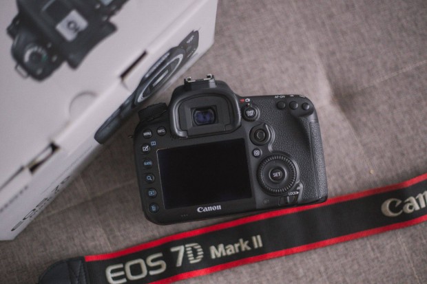 Canon EOS 7D MARK II (27 ezer expo)