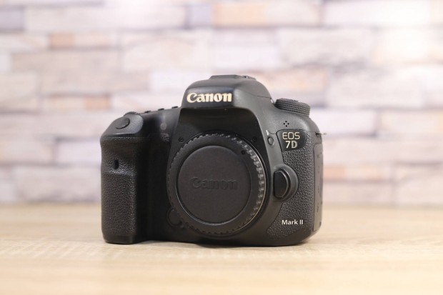 Canon EOS 7D Mark II - 6 hnap garancia