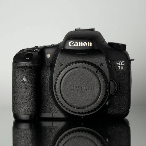 Canon EOS 7D (13.000exp)