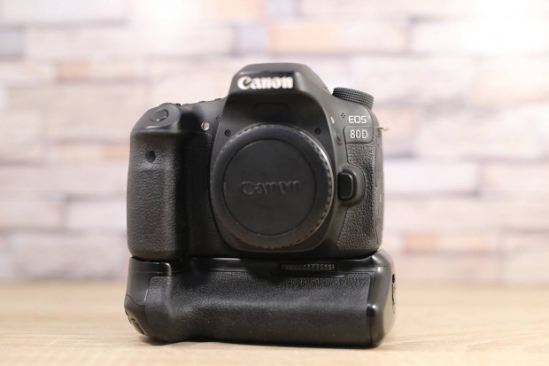 Canon EOS 80D - 24.503 exp