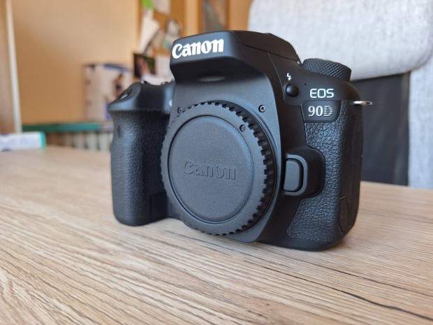 Canon EOS 90D (garancival!)
