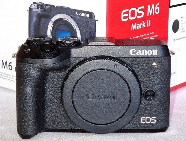 Canon EOS M6 Mark II dobozban