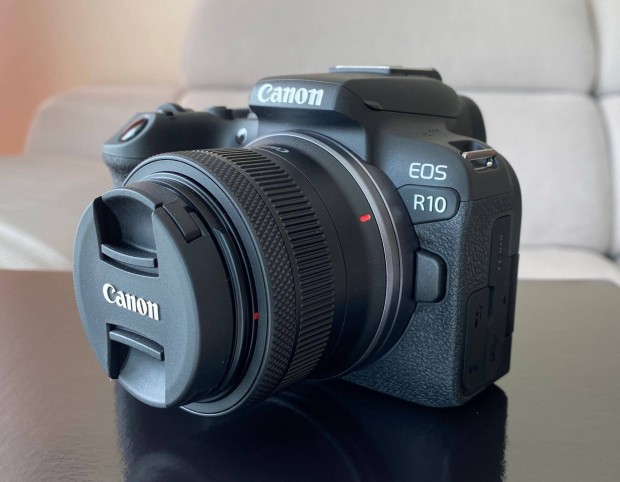 Canon EOS R10 + RF-S 18-45mm. fnykpezgp