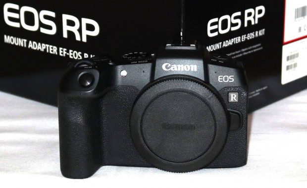 Canon EOS RP dobozban