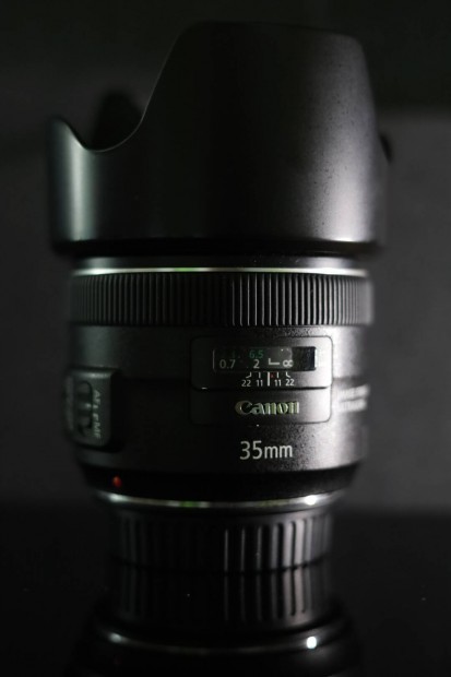 Canon Ef 35mm f2 Is USM objektv