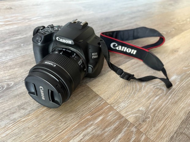 Canon Eos 250D fényképezőgép és tartozékok