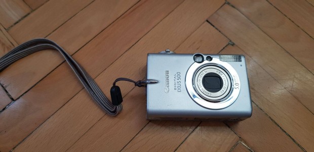 Canon Ixus 500