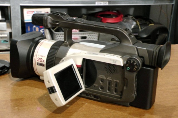 Canon MX1 3CCD Minidv Videokamera