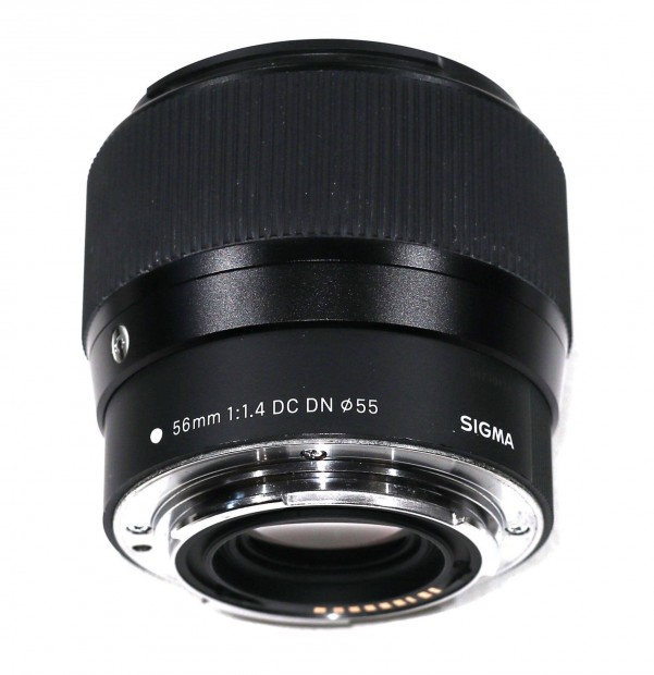 Canon M Sigma 56 mm 1.4 DC DN ( 56mm 1.4 )
