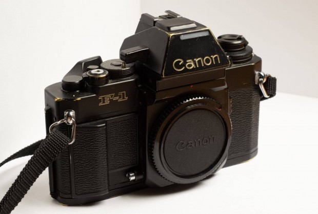 Canon New F -1