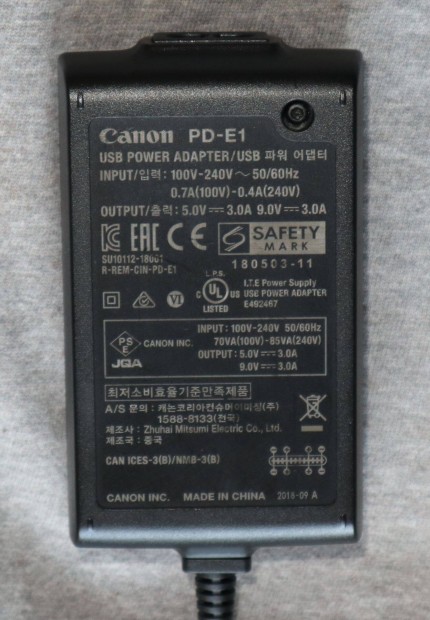 Canon PD-E1 eredeti töltő és tápkábel EOS R. vázakhoz