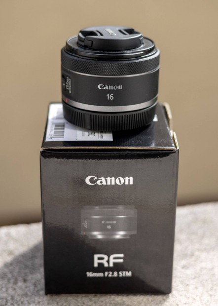 Canon RF 16mm f2.8 objektv 16 2.8