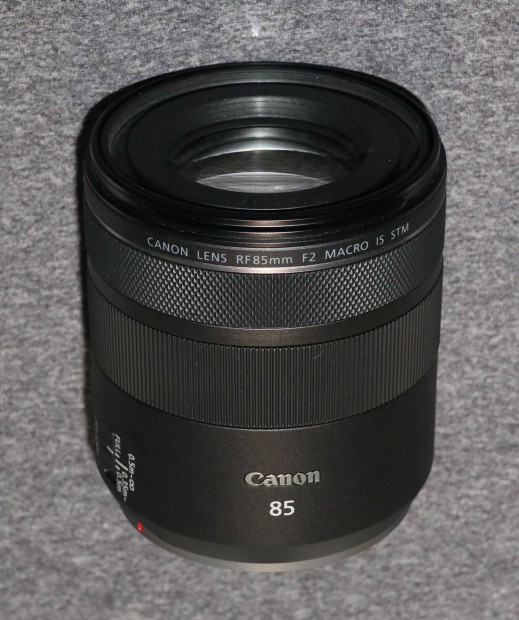 Canon RF 85 mm 2 Is STM macro ( 85mm 2 )