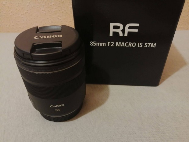 Canon RF 85mm F2 Macro Is STM objektv