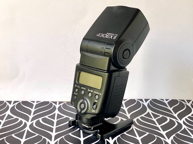 Canon Speedlite 430EX ll