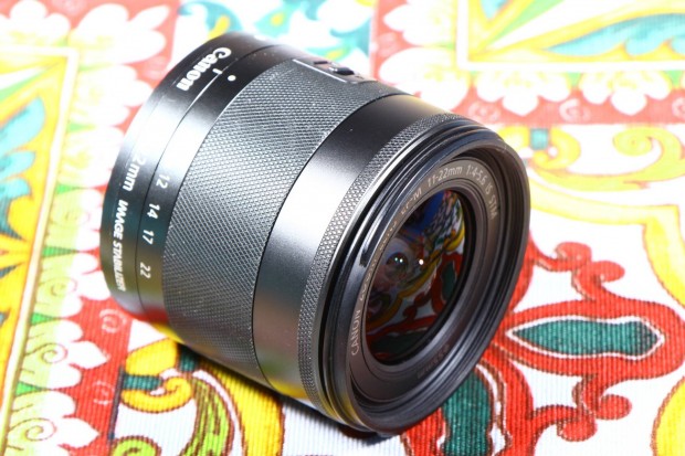 Canon ef-m 11-22 mm 4-5.6 Is stm objektv 