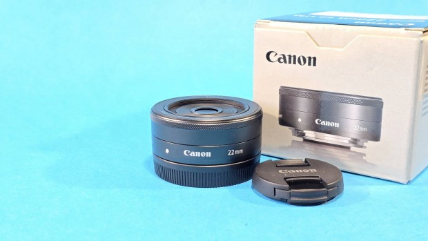 Canon ef-m 2/22mm stm objektv 22mm