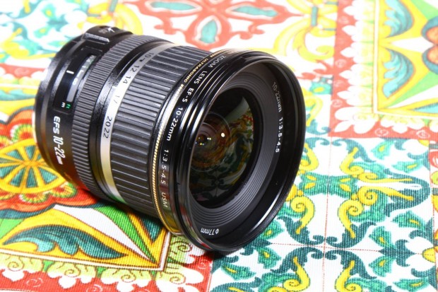Canon ef-s 10-22mm 3.5-4.5 usm objektív