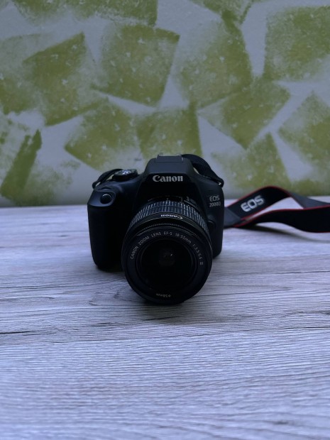 Canon eos 2000d