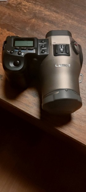 Canon powershot pro70 