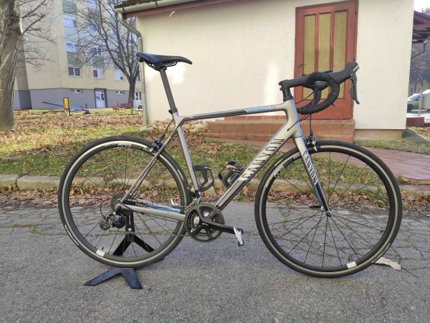 Canyon Endurace CF 105 L-s (56) mret orszgti kerkpr