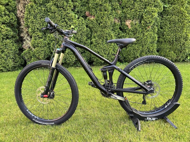 Canyon Nerve AL 7.0 Enduro MTB összteleszkópos