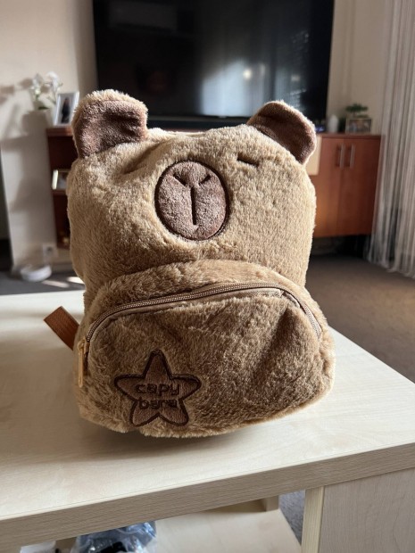 Capybara plüss hátizsák