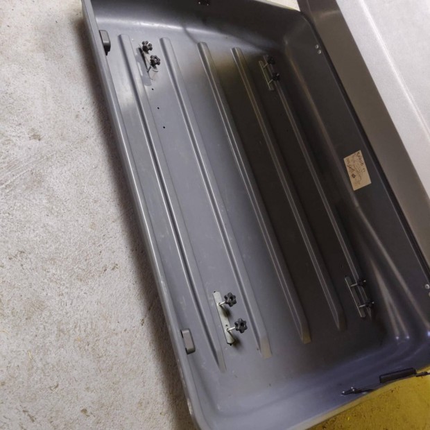 Cargo 11 s tetbox elad 